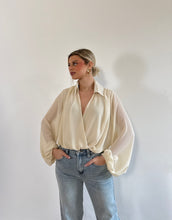 Carica l'immagine nel visualizzatore di Gallery, Body Camicia
