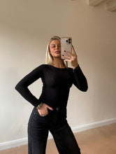 Carica l'immagine nel visualizzatore di Gallery, Maglia Basic Aderente
