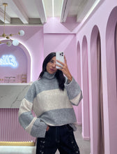 Carica l&#39;immagine nel visualizzatore di Gallery, Maglione Righe
