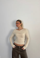 Carica l'immagine nel visualizzatore di Gallery, Maglia 4
