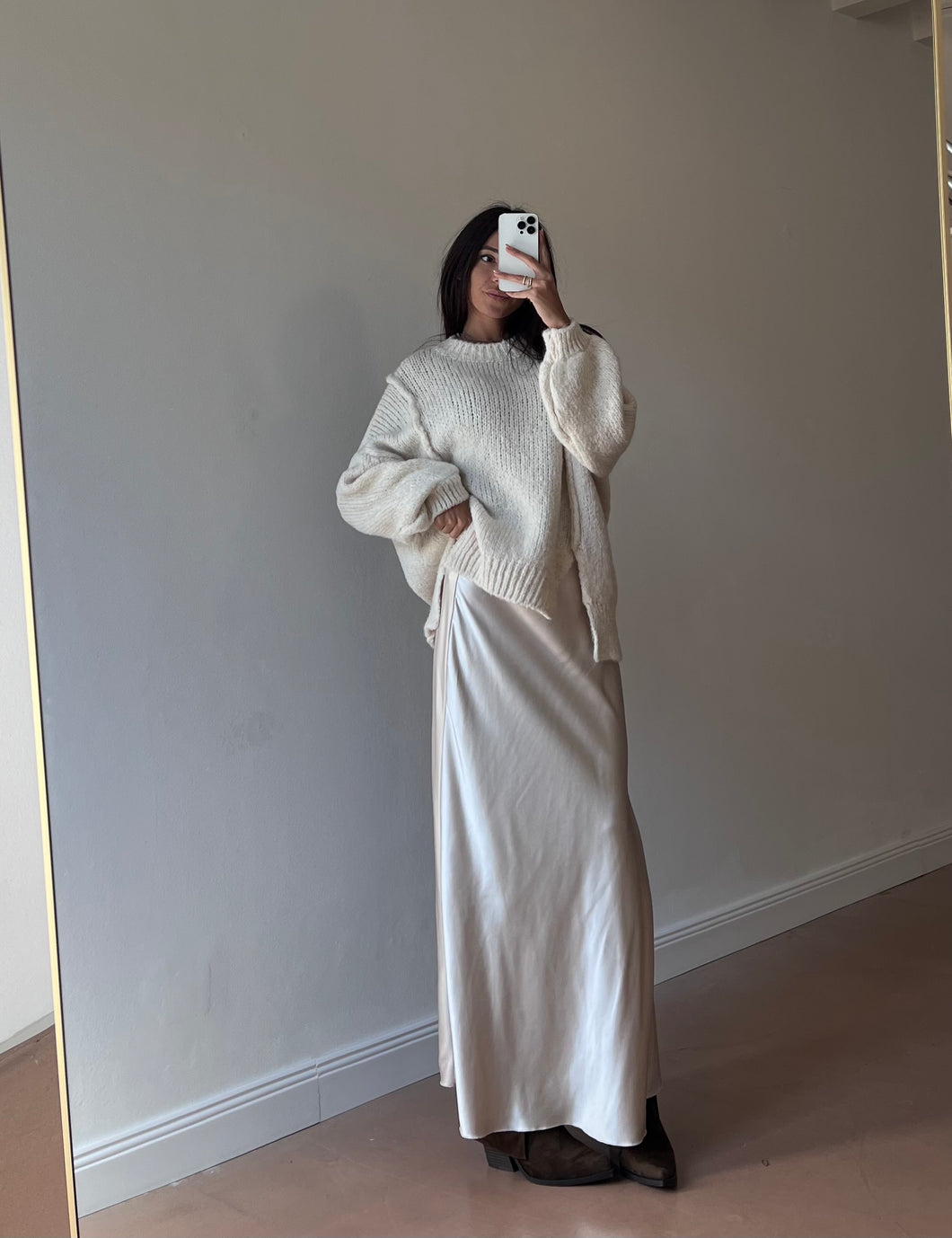 Gonna Satin