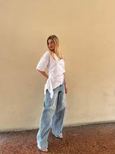 Carica l'immagine nel visualizzatore di Gallery, T-Shirt Arricciata
