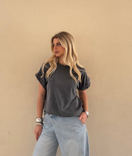 Carica l'immagine nel visualizzatore di Gallery, T-Shirt Stelle
