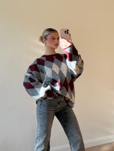 Carica l'immagine nel visualizzatore di Gallery, Maglione 6
