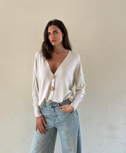 Carica l'immagine nel visualizzatore di Gallery, Cardigan 4
