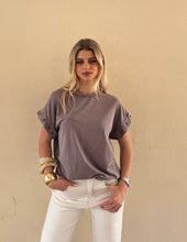 Carica l'immagine nel visualizzatore di Gallery, T-Shirt Stelle
